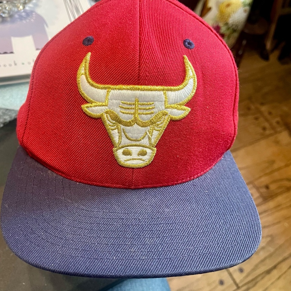 Mitchell & Ness Red and Blue Cap with Gold Bull Logo